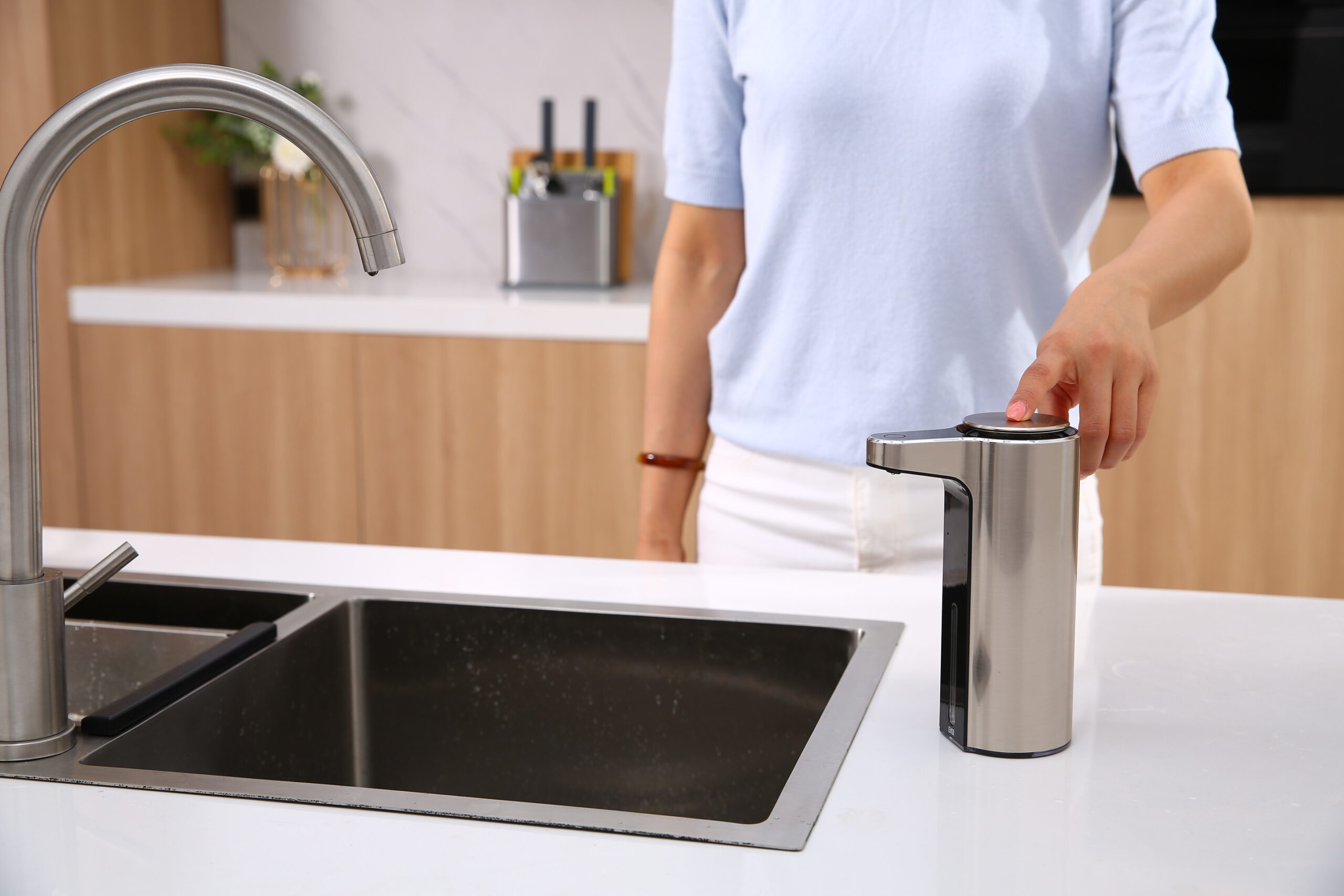 AROMA SMART SOAP DISPENSER | EKO JAPAN